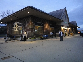 Minot train station